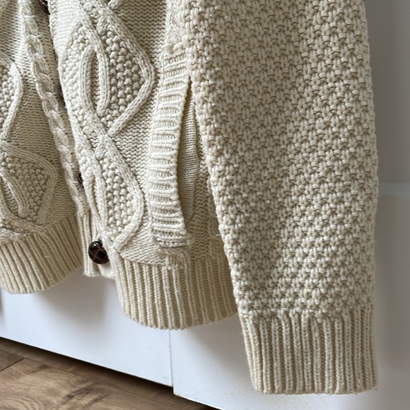 Cream grandpa sweater - Picture 6 of 12